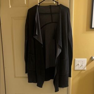 Lulu lemon reversible cardigan